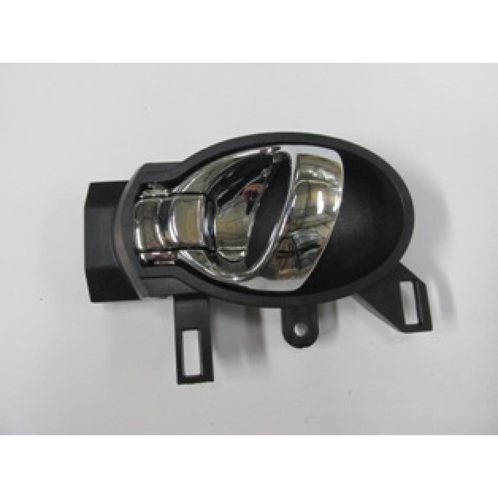 NISSAN JUKE- 11/19; ÖN KAPI İÇ AÇMA KOLU SOL SİYAH (ELCEĞİ NİKELAJLI) (HUSHAN) 258-3012