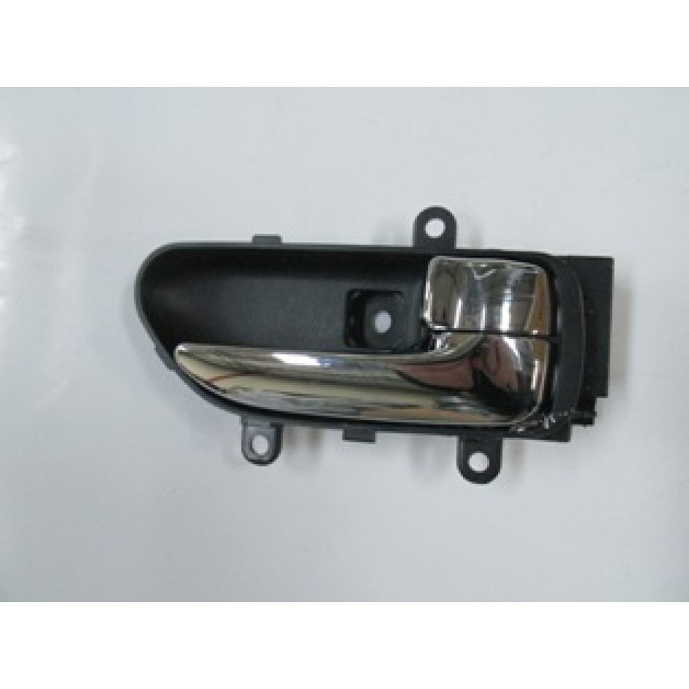 NISSAN X TRAIL- 08/12; ÖN KAPI İÇ AÇMA KOLU SAĞ SİYAH (ELCEĞİ NİKELAJLI) (HUSHAN) 276-3011