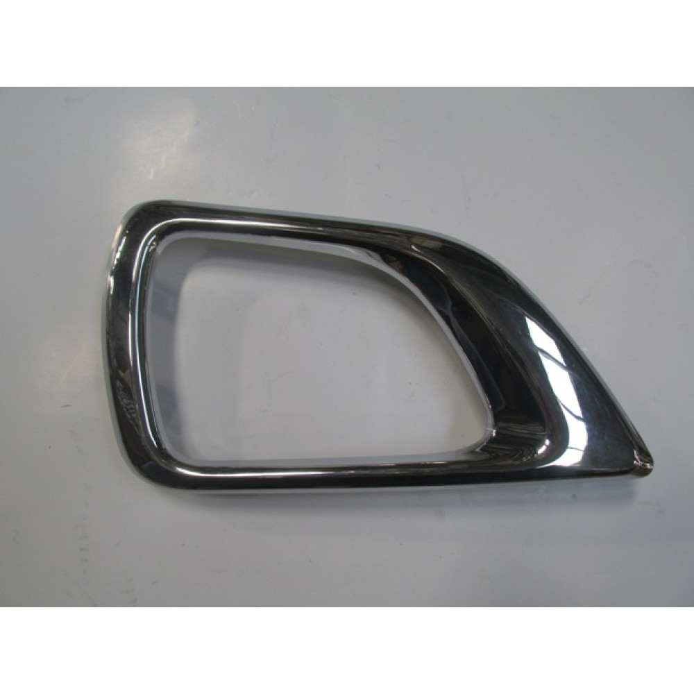 NISSAN PICK UP- NAVARA- 16/22; SİS LAMBA ÇERÇEVESİ SAĞ NİKELAJLI (CASP) 296-2063