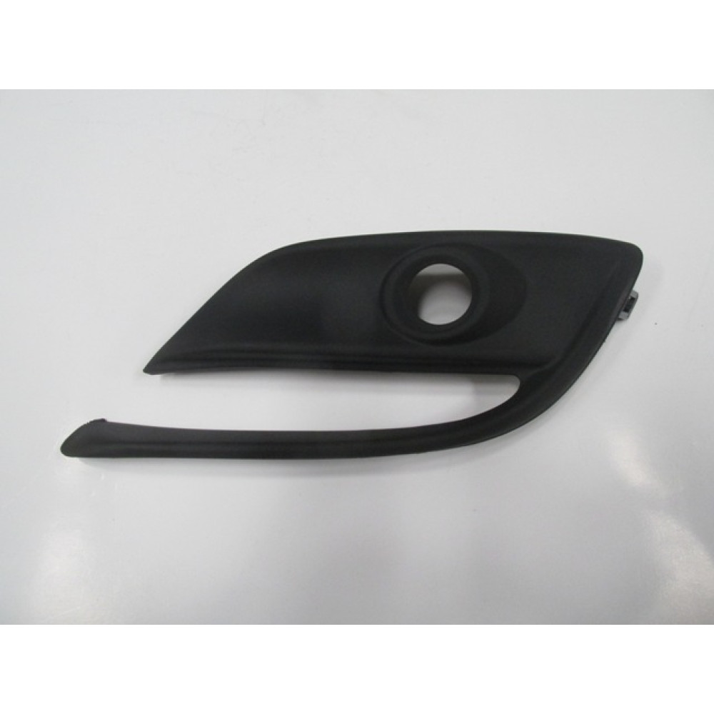 MAZDA 3- SD/HB- 16/20; SİS LAMBA KAPAĞI SAĞ SİS DELİKLİ (TW) 355-2061