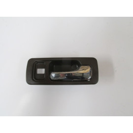 HONDA ACCORD- 90/93; ÖN KAPI İÇ AÇMA KOLU SAĞ KAHVERENGİ (ELCEĞİ NİKELAJLI) (HUSHAN) 391-3011