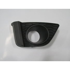 HONDA JAZZ- 15/17; SİS LAMBA KAPAĞI SAĞ SİS DELİKLİ SİYAH (TW) 433-2061