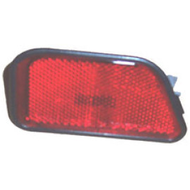HONDA CRV- 97/01; ARKA TAMPON REFLEKTÖRÜ SAĞ (YAN KULAĞA TAKILAN) KIRMIZI (TYC) 441-1125