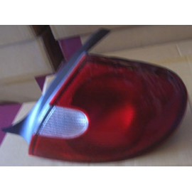 CHRYSLER NEON- 00/02; STOP LAMBASI SAĞ KIRMIZI/BEYAZ (TYC) 5002-1501