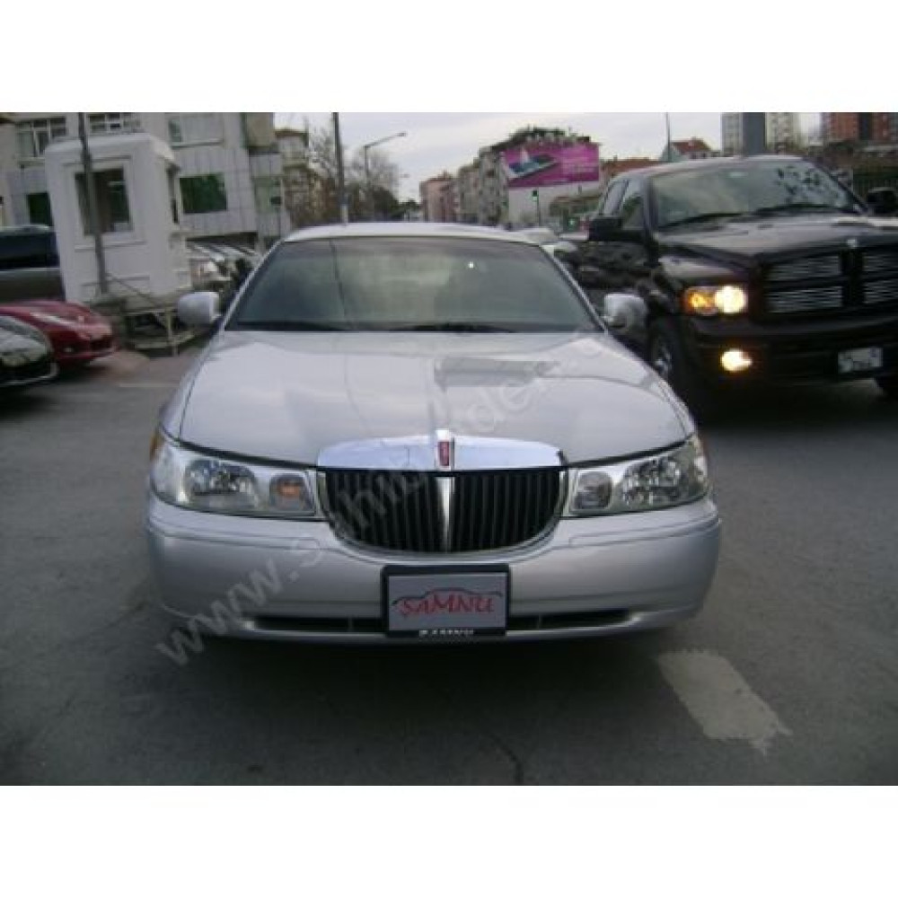 LINCOLN TOWN CAR- 98/02; ARAÇ BİLGİLERİ VE RESİMLERİ 5051-0000