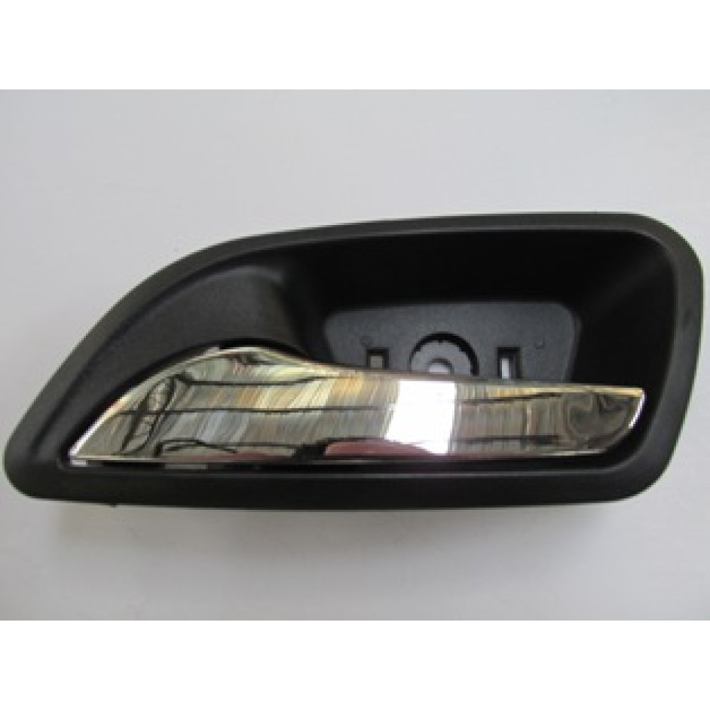 CHEVROLET CRUZE- 09/14; ARKA KAPI İÇ AÇMA KOLU SOL SİYAH ELCEĞİ NİKELAJLI (HUSHAN) 5107-3052