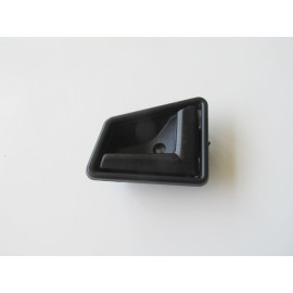 SUZUKI VITARA- 88/98; ÖN KAPI İÇ AÇMA KOLU SAĞ SİYAH 3/5KAPI 531-3011