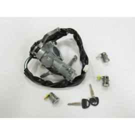 SUZUKI GRAND VITARA- 98/02; KONTAK KİLİT SET(3LÜ)(KONTAK/KAPI/BAGAJ)TERMİKLİ/IMMOBILIZERSIZ 532-1907