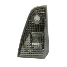 SUZUKI LIANA- 02/03; GERİ VİTES LAMBASI SAĞ BEYAZ DUYLU (FAMELLA) 573-1603