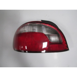 HYUNDAI ACCENT- 98/00; STOP LAMBASI SOL KIRMIZI/BEYAZ (MARS) 592-1502