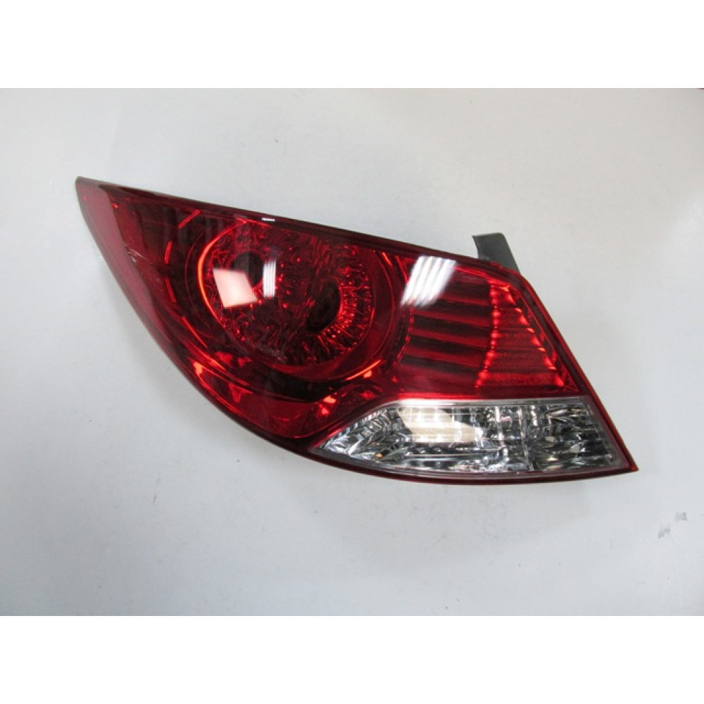 HYUNDAI ACCENT- BLUE- 11/18; STOP LAMBASI SOL KIRMIZI/BEYAZ (MARS) 596-1502