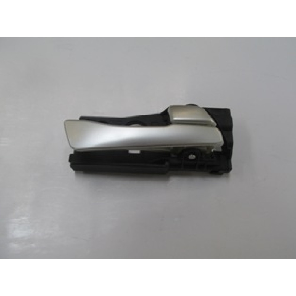 HYUNDAI ACCENT- BLUE- 11/18; ARKA KAPI İÇ AÇMA KOLU SAĞ SİYAH (ELCEĞİ GÜMÜŞ GRİ) (HUSHAN) 596-3051