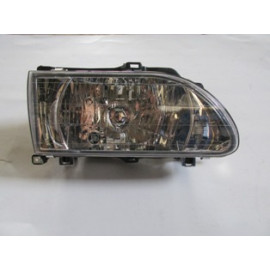 KIA HI BESTA- MİNİBÜS- 97/99; FAR LAMBASI SAĞ (BAĞLANTI PLASTİĞİ İLE BİRLİKTE) (ŞEFFAF CAM) FAME 702-1001