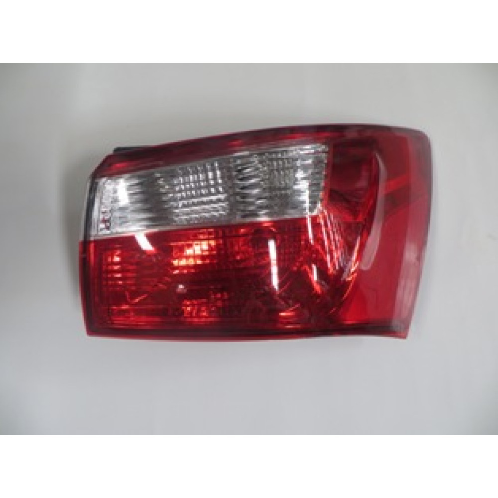 KIA RIO- SD- 12/16; DIŞ STOP LAMBASI SAĞ KIRMIZI/BEYAZ (FAMELLA) 722-1501
