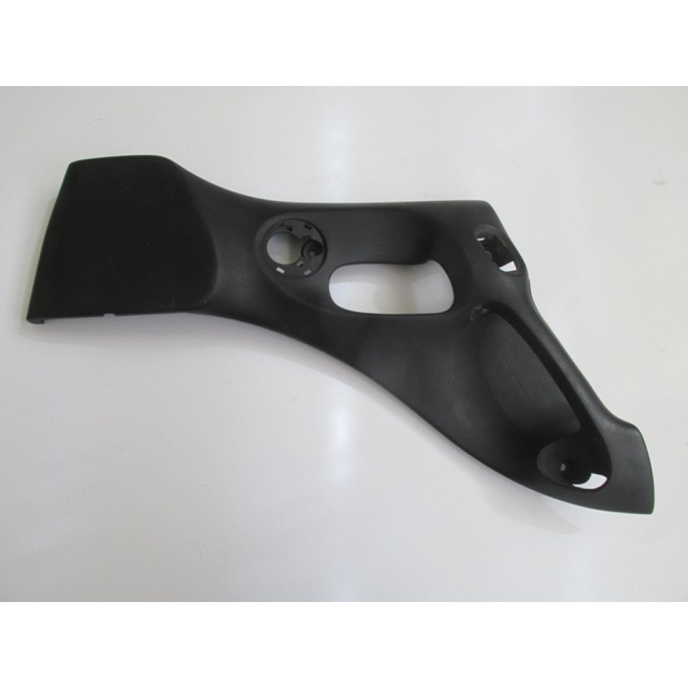 OPEL VECTRA- B- 99/02; ÖN KAPI KOL TUTAMAĞI (KOLÇAĞI) İÇ SAĞ (KOMPLE) 736-3001