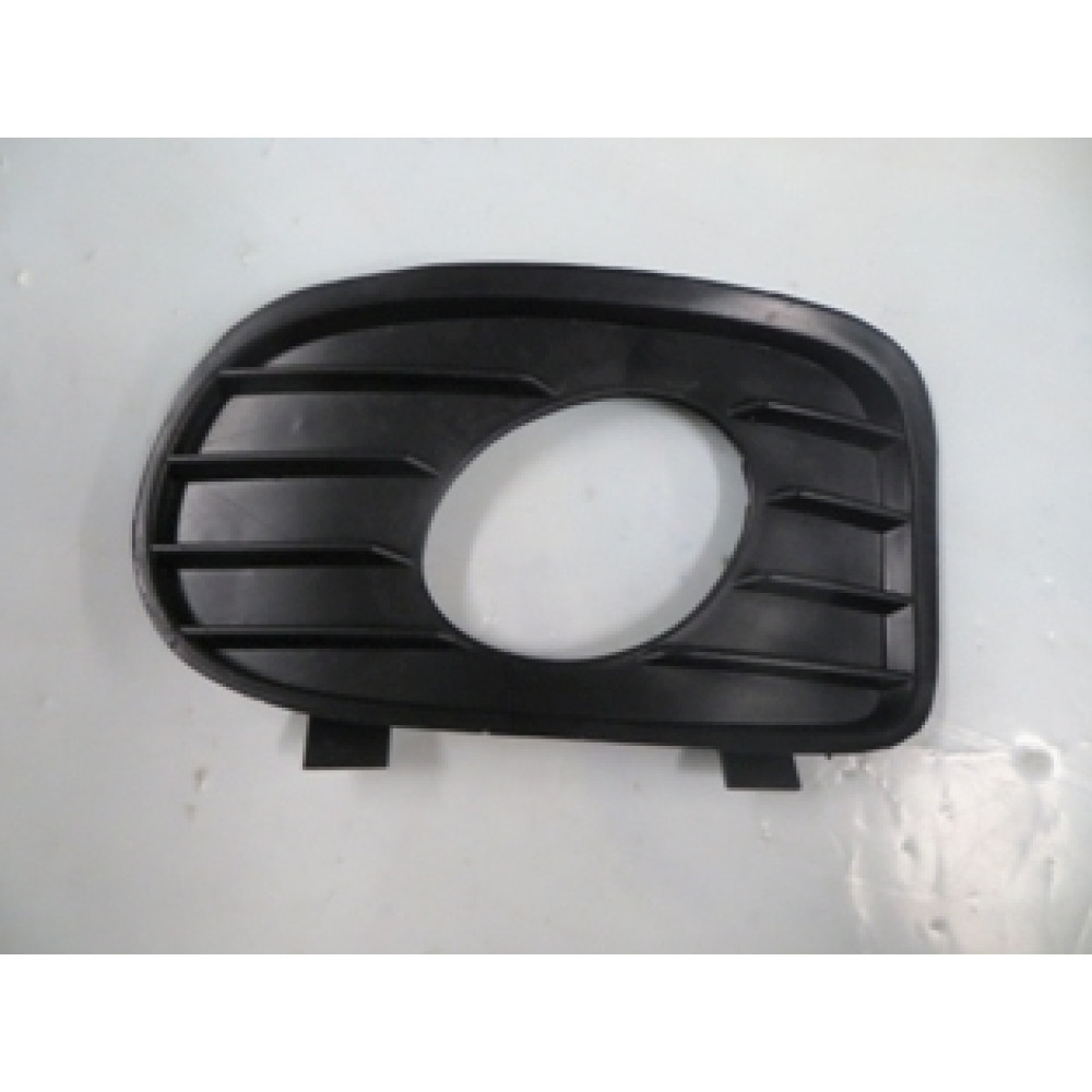 OPEL VECTRA- B- 99/02; SİS LAMBA KAPAĞI SAĞ SİS DELİKLİ 736-2061