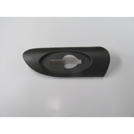 OPEL VECTRA- B- 99/02; ÖN ÇAMURLUK BANDI SOL SİYAH DELİKLİ 736-2258