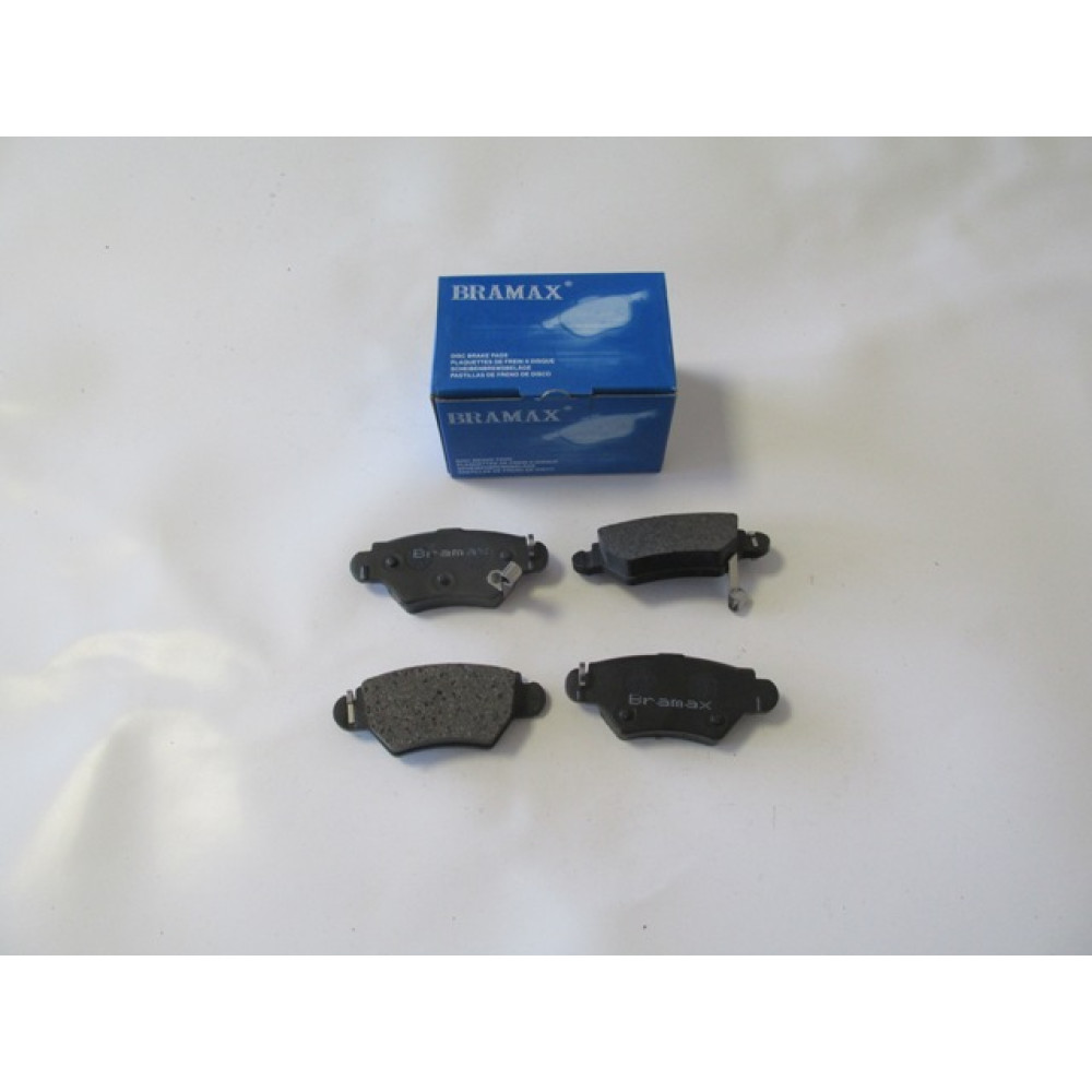 OPEL CORSA- C- 00/03; ARKA FREN BALATASI 1,4/1,7cc (DİSK) (104,9X42,7X16,5) (BRAMAX) 768-6360A