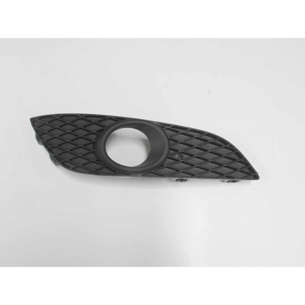 OPEL ASTRA- H- SD/HB- 07/14; SİS LAMBA KAPAĞI SAĞ SİS DELİKLİ 755-2061B