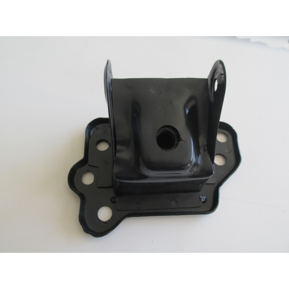 OPEL CORSA- C- 00/03; ÖN TAMPON DEMİRİ BAĞLANTI AYAĞI SAĞ (ŞASİ UCUNA BAĞLANAN) 768-2031