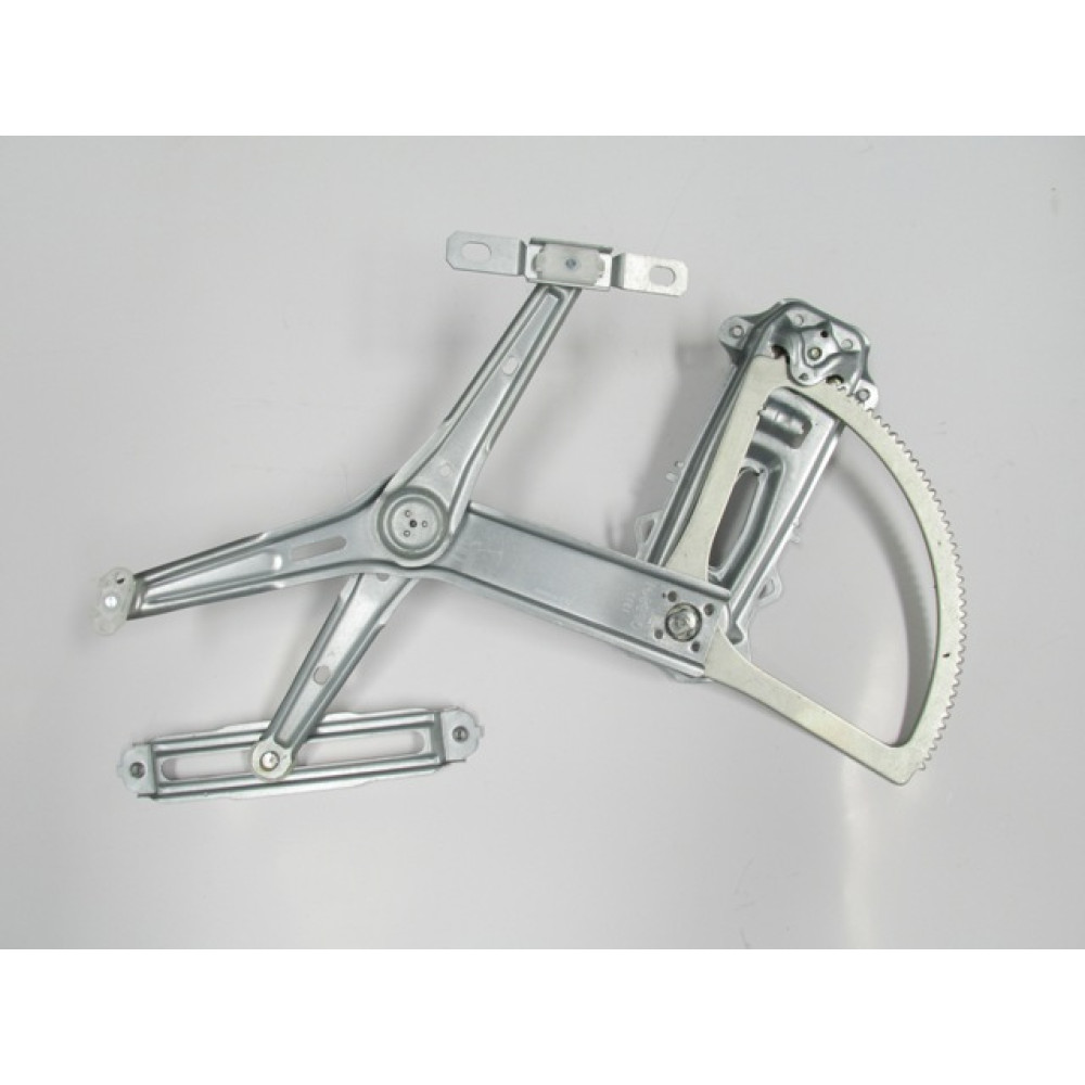 OPEL CORSA- C- 00/03; ÖN CAM KRİKOSU SOL MANUEL (HUSHAN) 768-2952