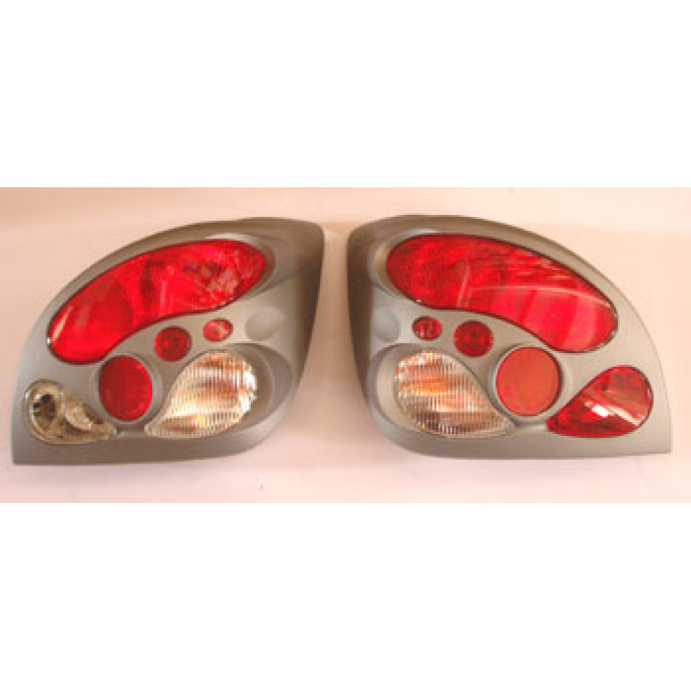 FORD FIESTA- 00/02; MODİFİYE STOP LAMBASI SAĞ/SOL SET 2 PARÇA GRİ/KIRMIZI/BEYAZ (TYC) 805-1530