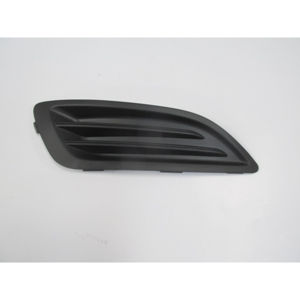 FORD FIESTA- 13/17; SİS LAMBA KAPAĞI SAĞ SİYAH (SİS DELİKSİZ) (TYG) 810-2063