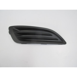 FORD FIESTA- 13/17; SİS LAMBA KAPAĞI SAĞ SİYAH (SİS DELİKSİZ) (TYG) 810-2063