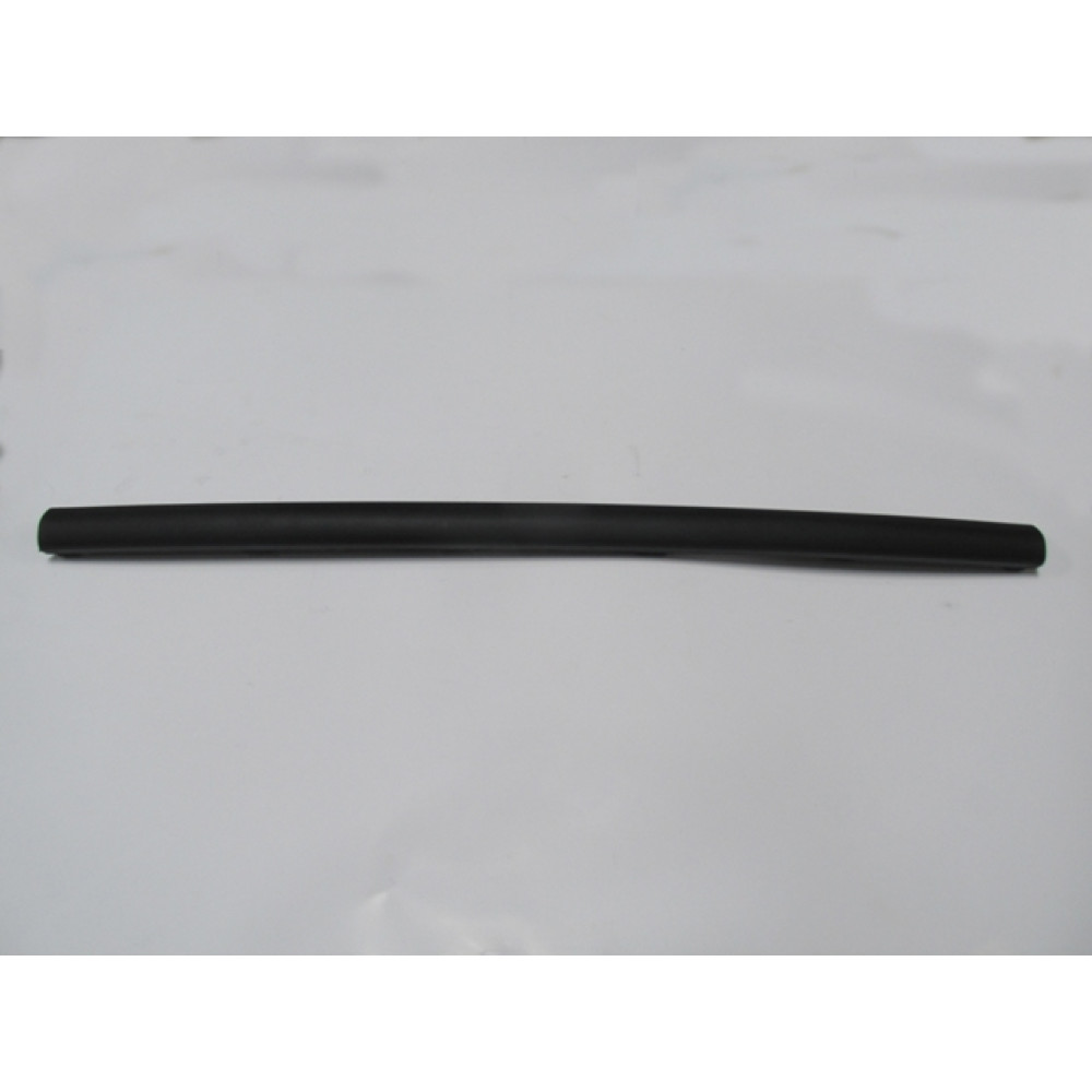 FORD FOCUS- HB- 02/05; ARKA TAMPON BANDI ORTA SİYAH PÜTÜRLÜ (5KAPI) (TÜV)(TYG) 827-2610