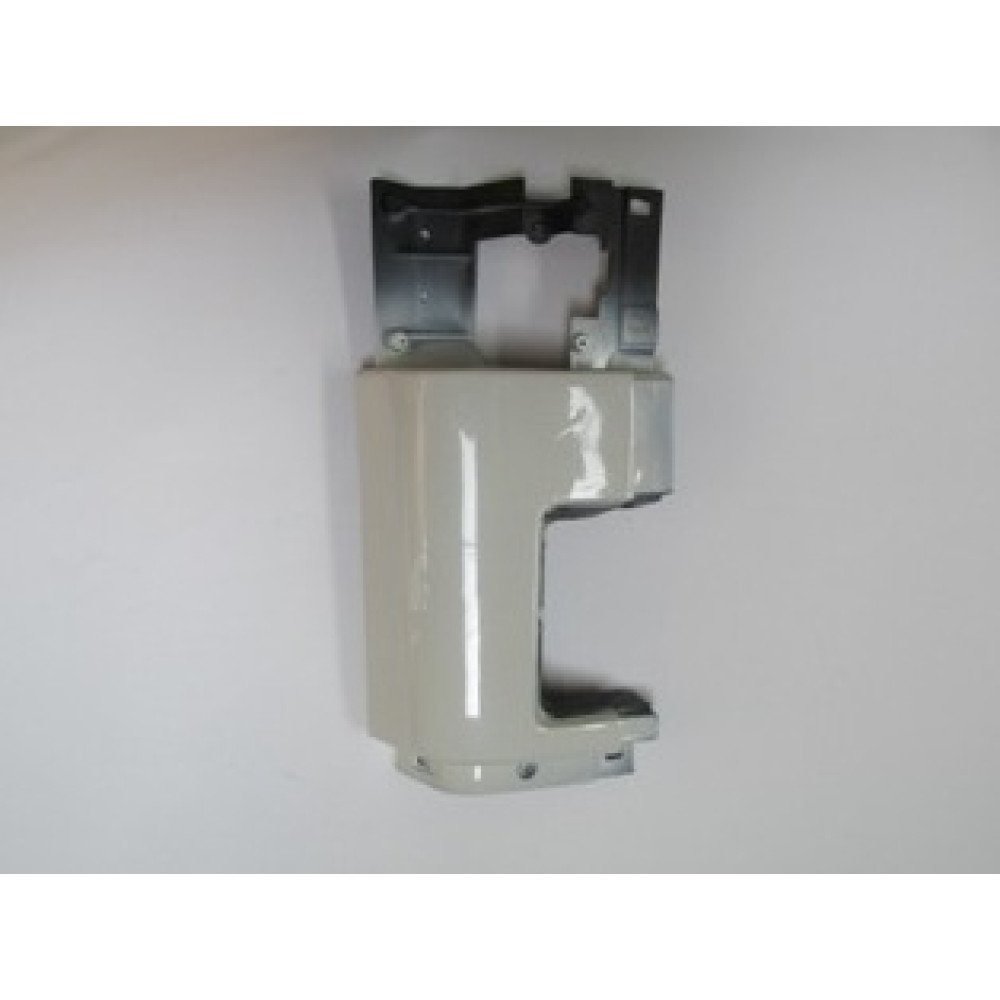 ISUZU NKR- 90/97; FAR ÇERÇEVESİ SAĞ BEYAZ (BFN) 987-2331