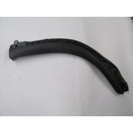 ISUZU NLR- 10/24; ÇAMURLUK AĞZI PLASTİĞİ SAĞ (BFN) 996-2113