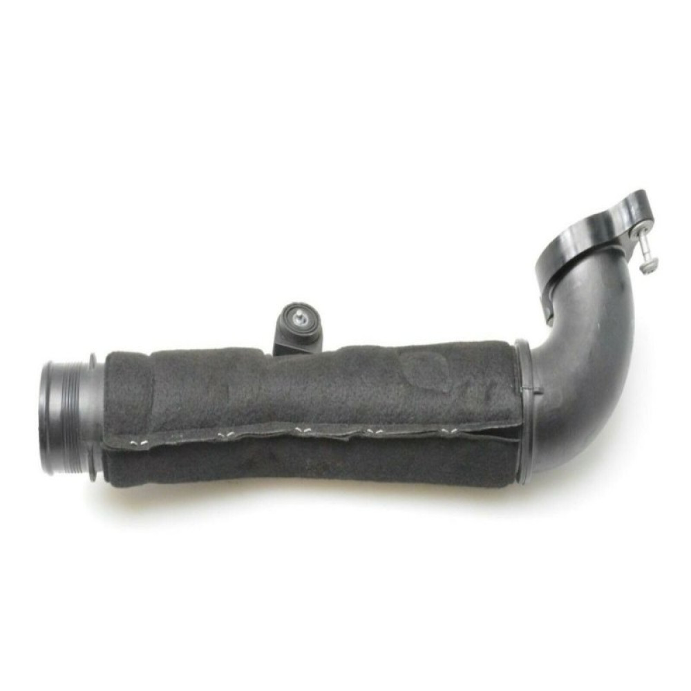 TURBO HORTUMU PLASTIK VW 04L145762AD TURBO HORTUMU PLASTIK VW 04L145762AD