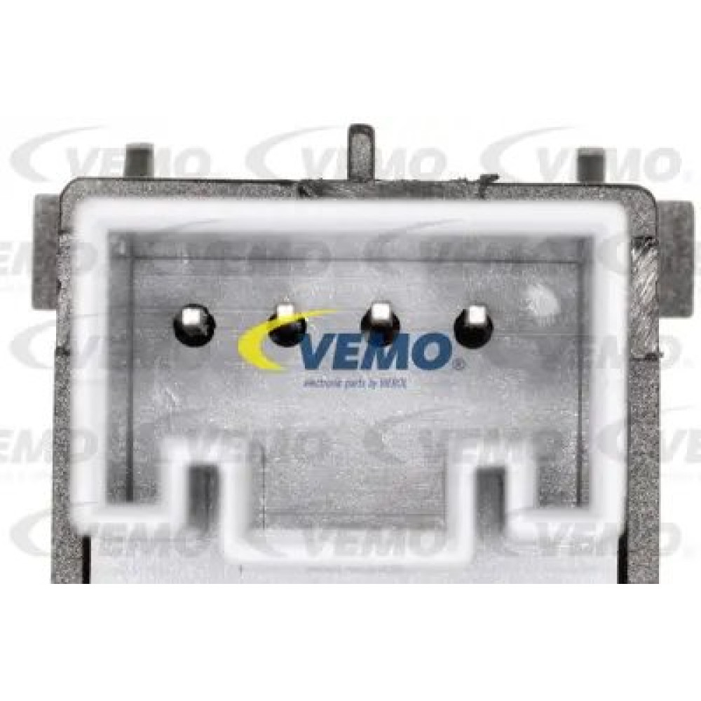CAM AÇMA DÜGMESI TEKLI BOEM 5G0959855NWZU CAM AÇMA DÜGMESI TEKLI BOEM 5G0959855NWZU