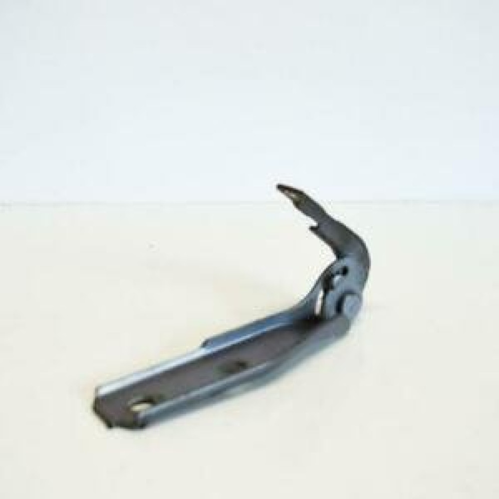 MOTOR KAPUT MENTESESI SOL SOL VW 8P0823301